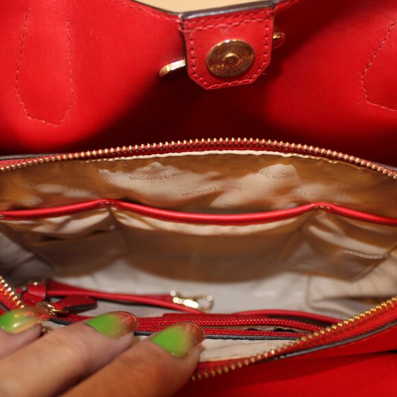 Lipstick Red Michael Kors Tote Bag - Picture 9 of 13